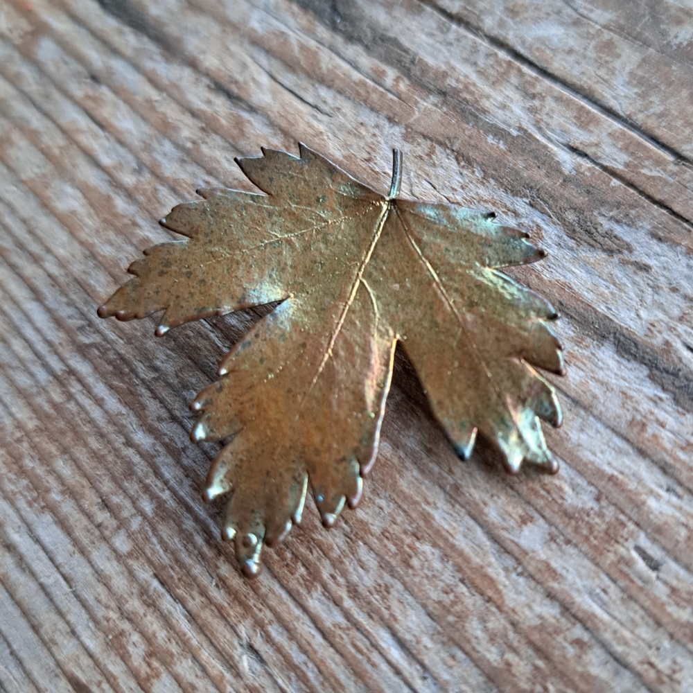 Vintage Metal Copper Toned Autumn Maple Leaf Pin